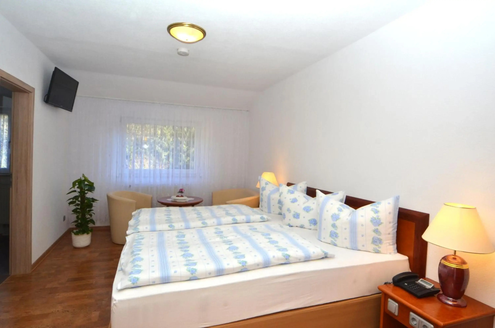 Land-Hotel Am Wald Garni