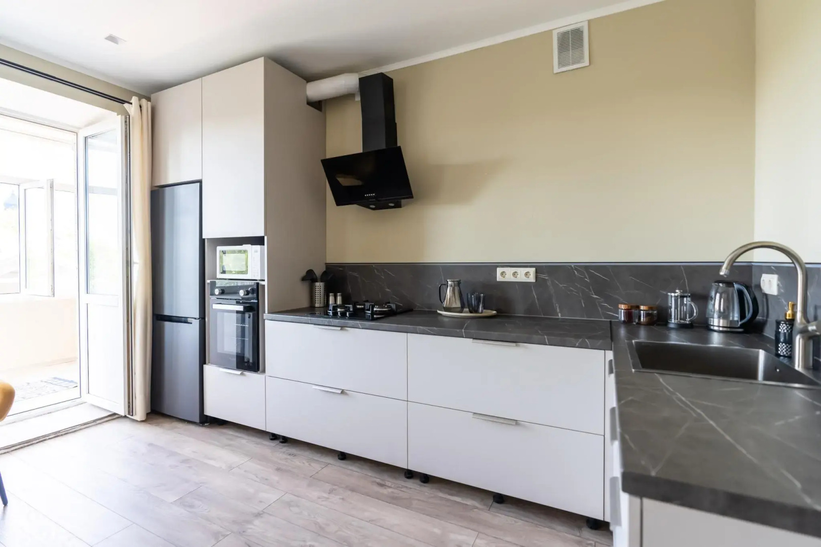 Quiet Hause (Квайт Хаус) на улице Карла Маркса