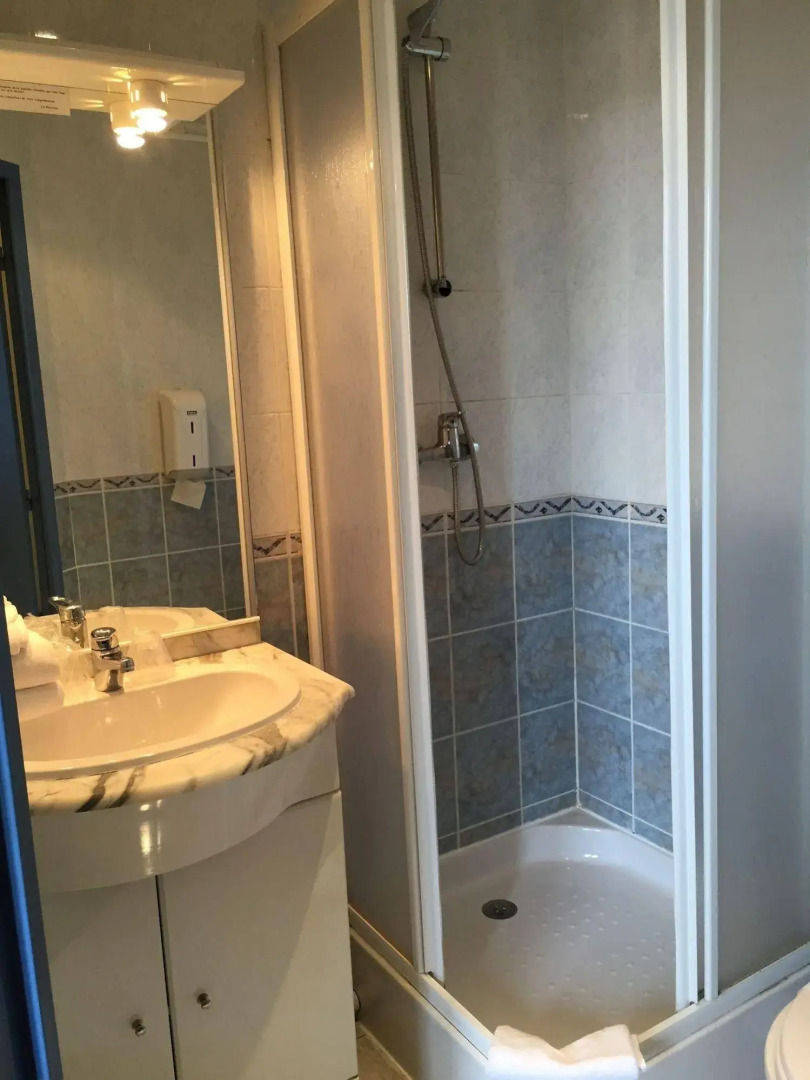 Hôtel & Résidence Avermes