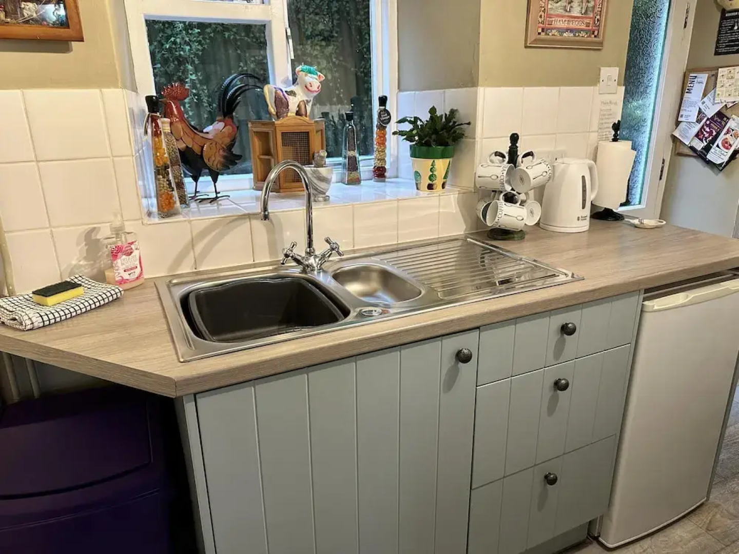 Llanidloes - Sleeps 7 - Parking - Pet Friendly