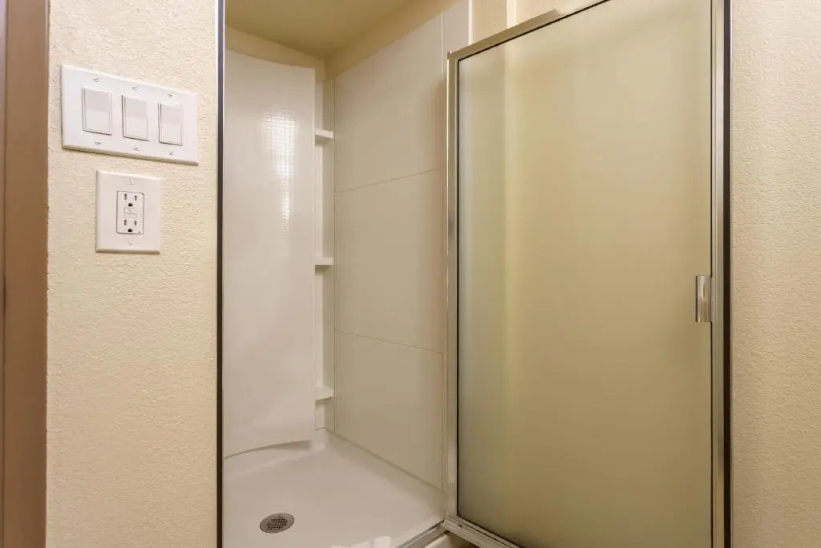 Riverfront Inn Roseburg