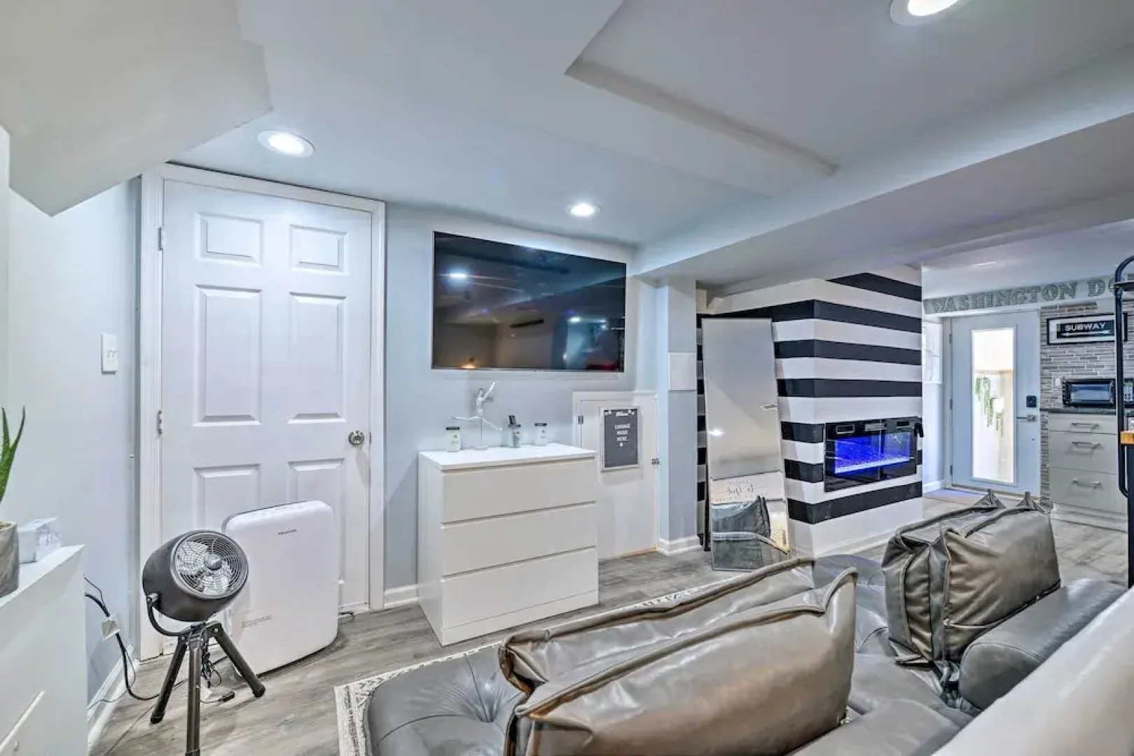 Stylish DC Studio ~ 5 Mi to National Mall!