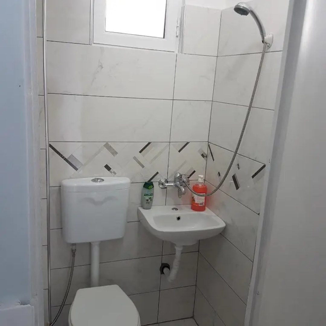 Klent Studio Apartment