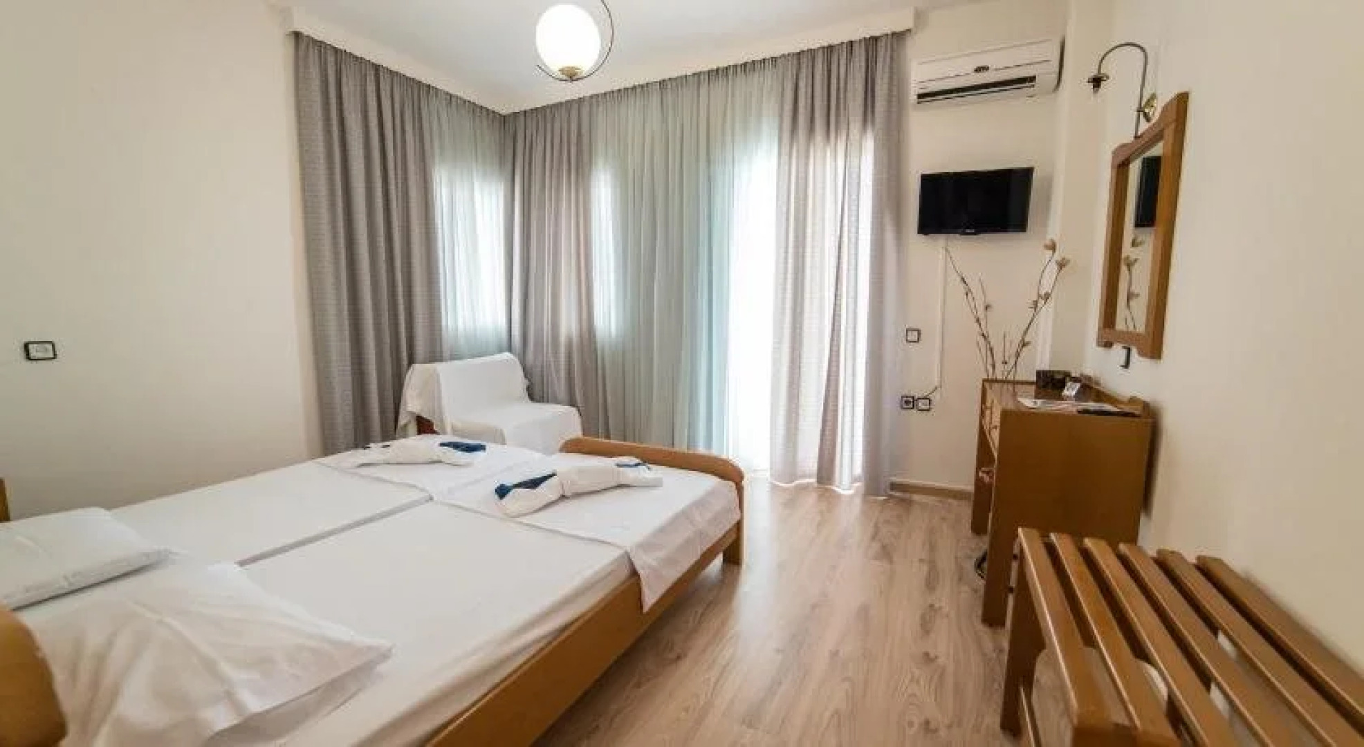 Hotel Athina