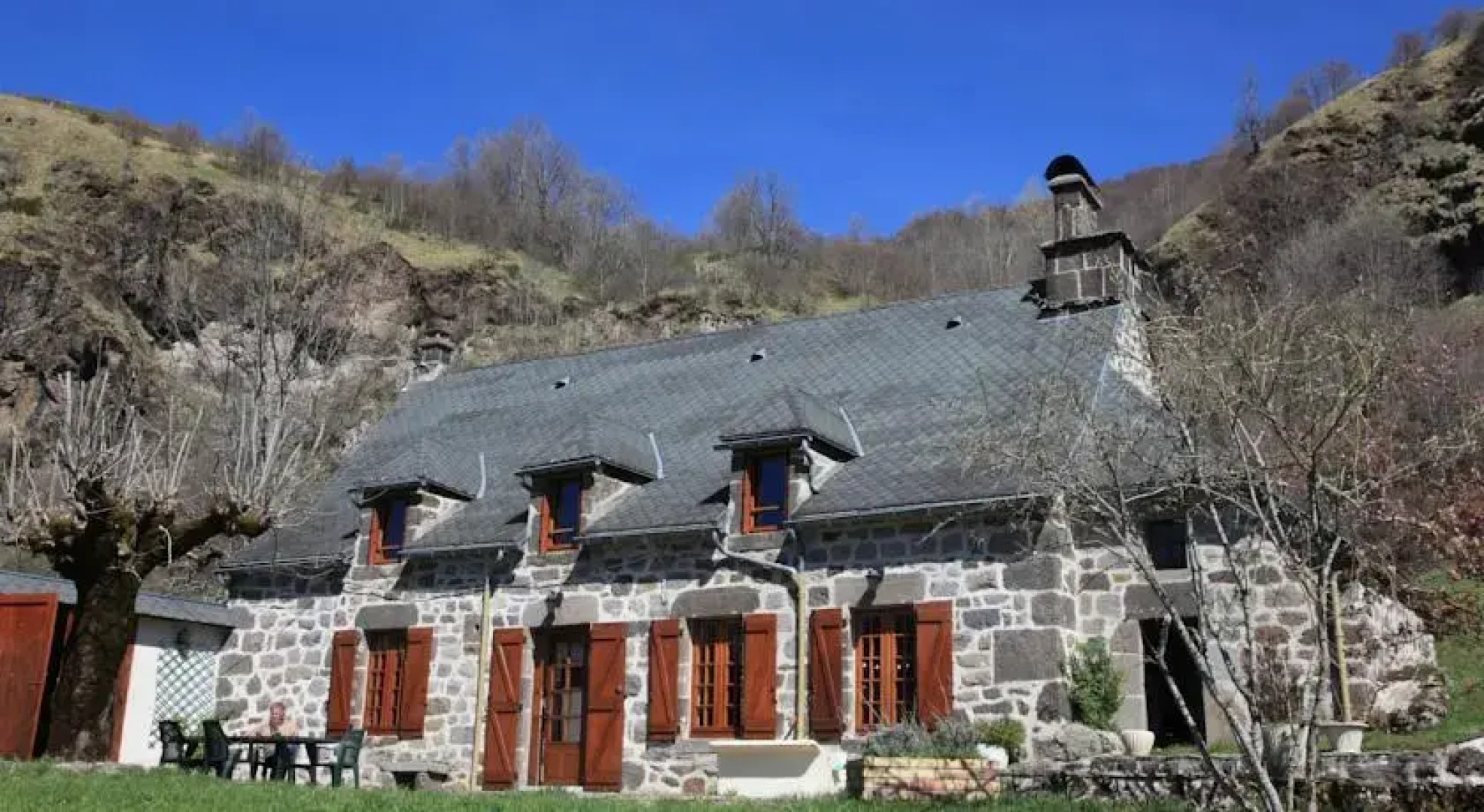 Unique Luxury Farmhouse