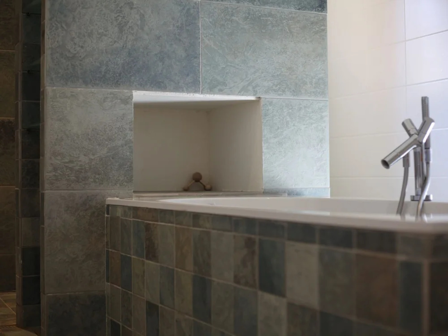 Modern Villa with Private Pool in Cabris