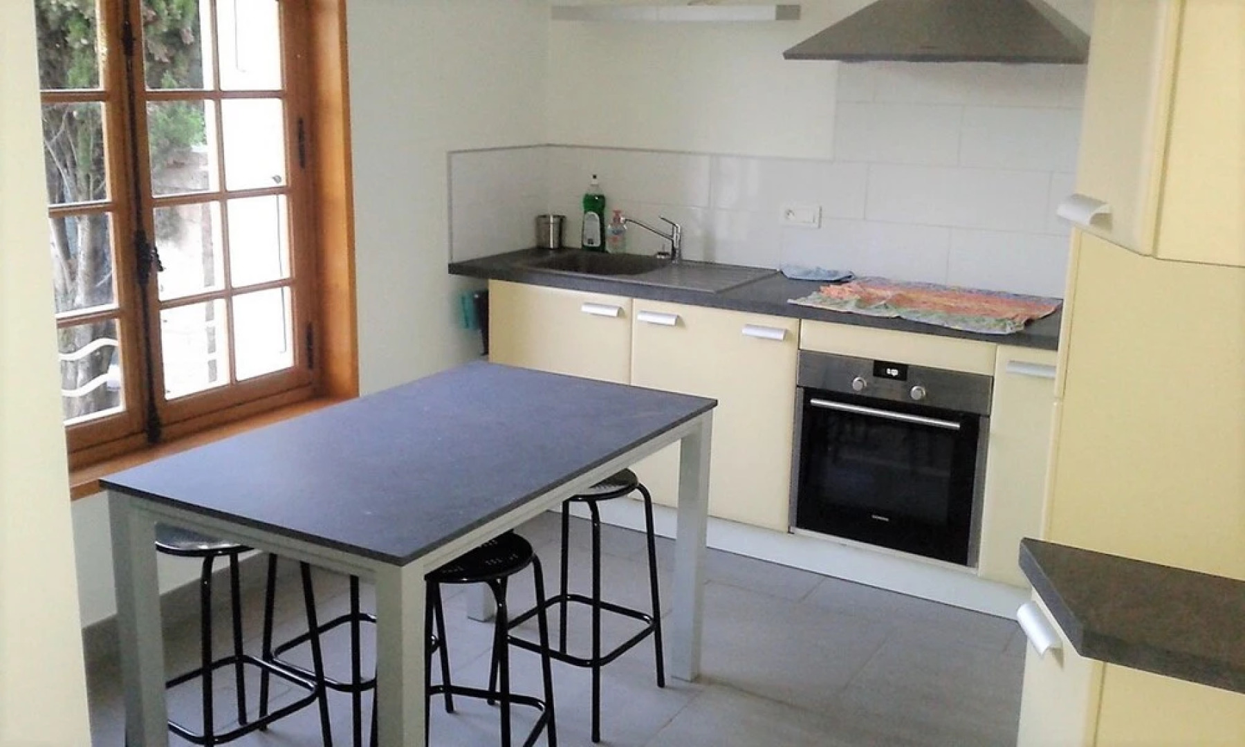 Apartment With 3 Bedrooms in Aubenas, With Wonderful Mountain View, En
