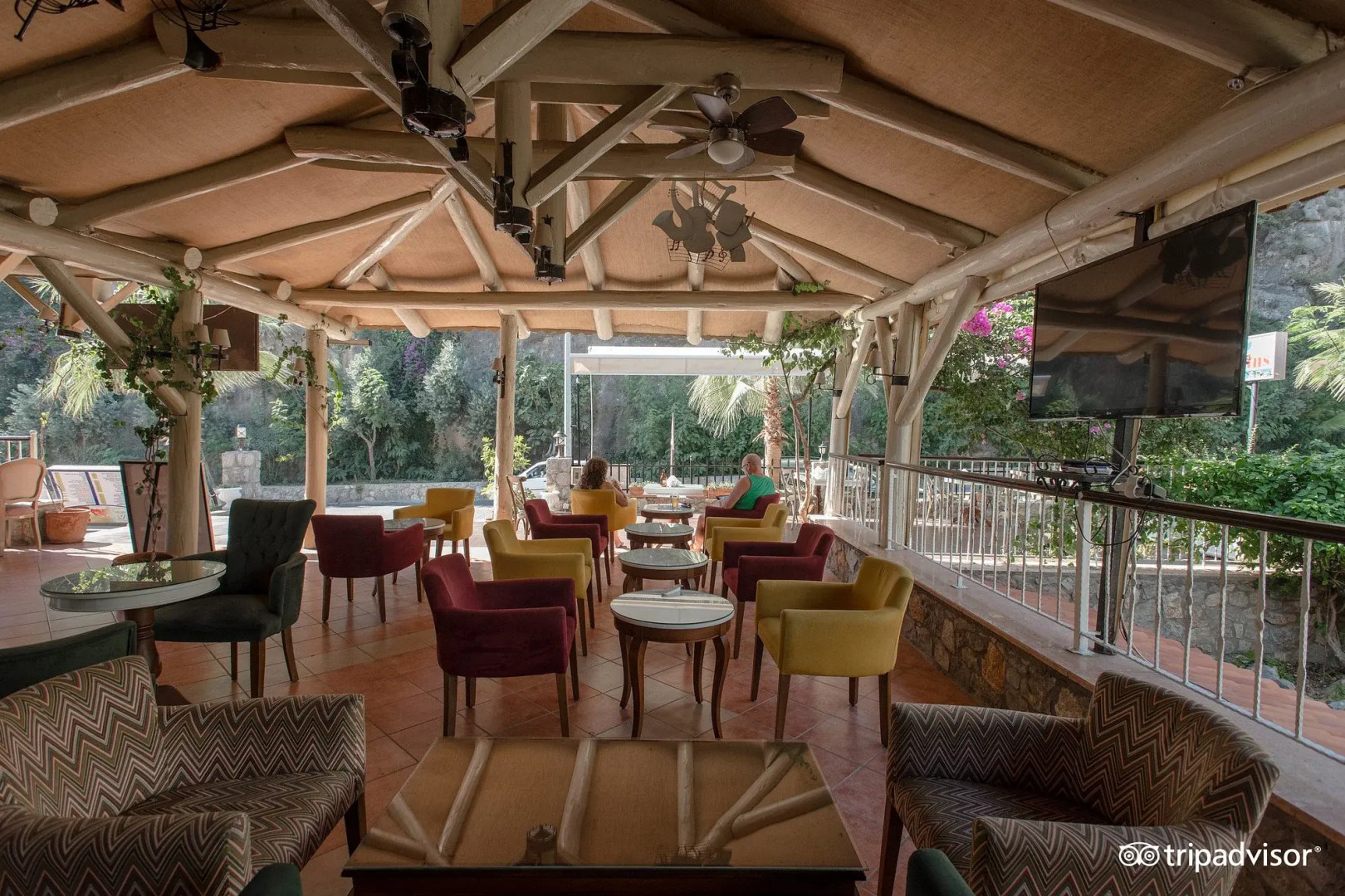 Ata Lagoon Beach Hotel