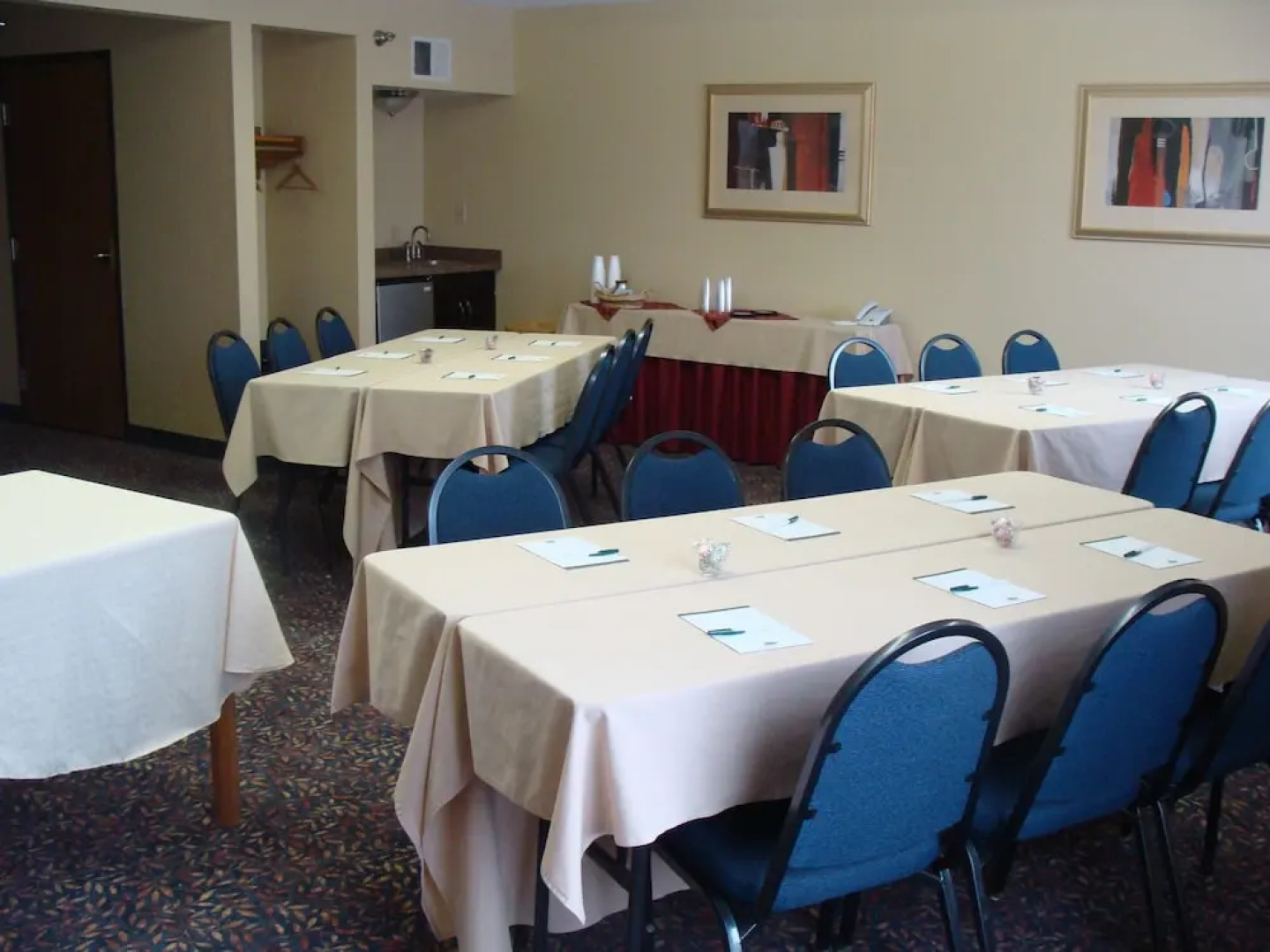 Country Inn and Suites Coon Rapids