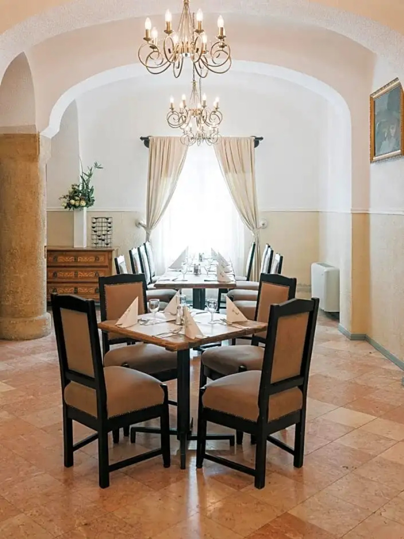 Fenyőharaszt Kastélyszálló