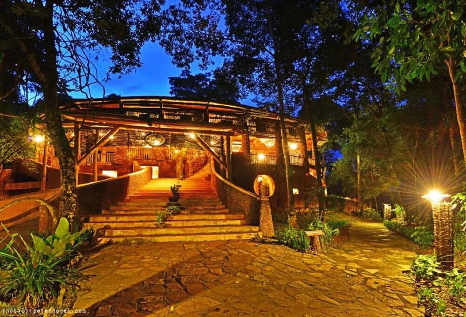 Rainforest Lodge Mabira by GEO
