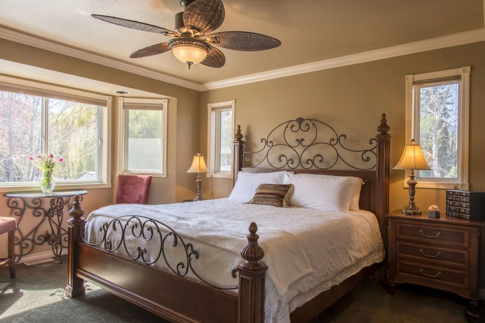 Serenata Guesthouse & Vineyard Retreat