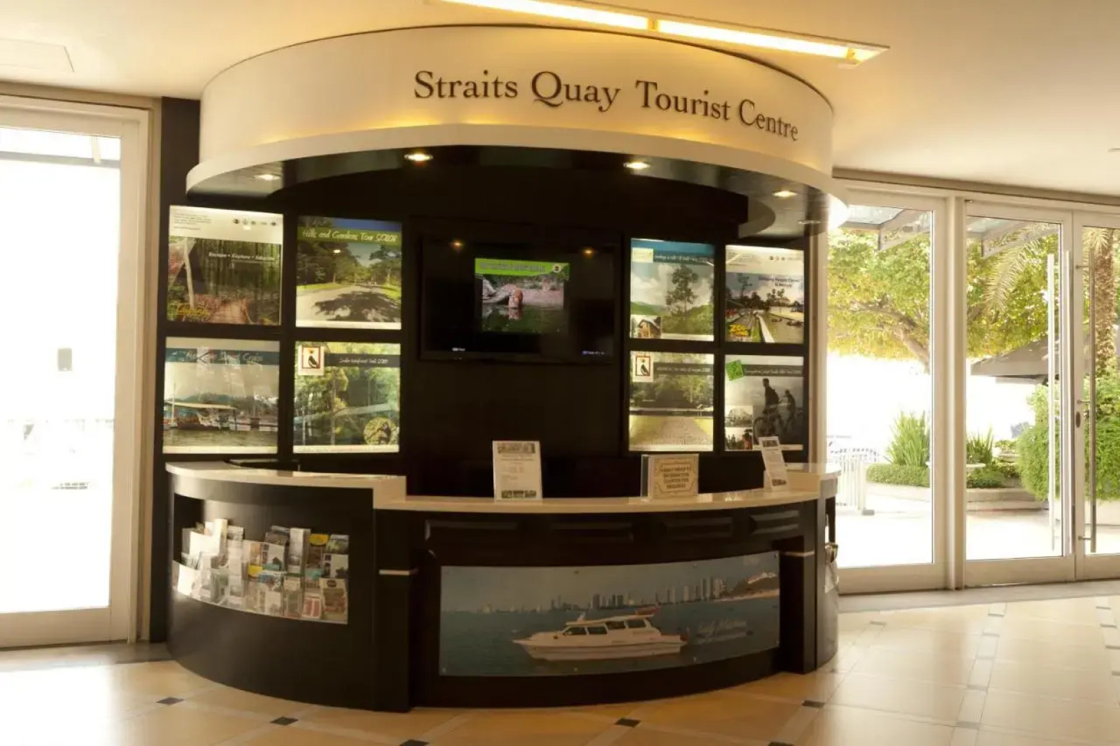 Penhome The Suite Straits Quay