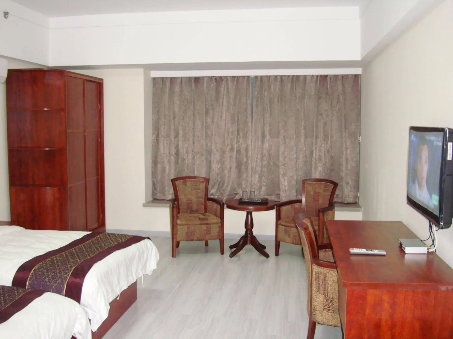 福州万江商务酒店