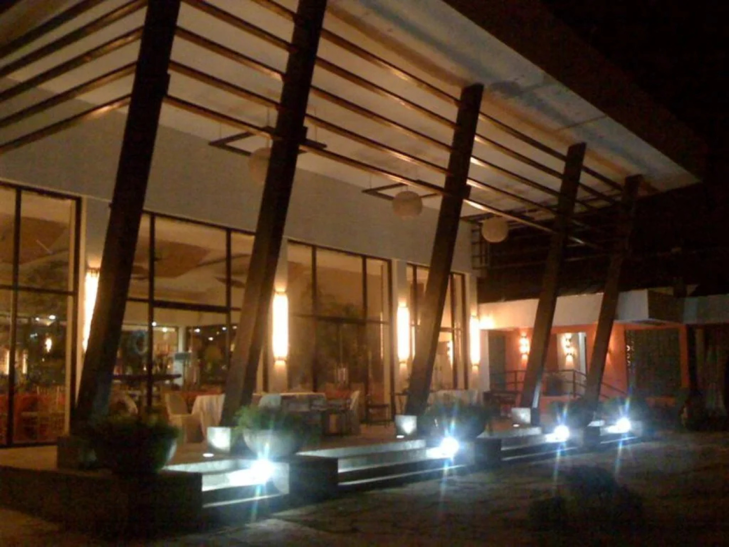 Lantaka Hotel by the Sea