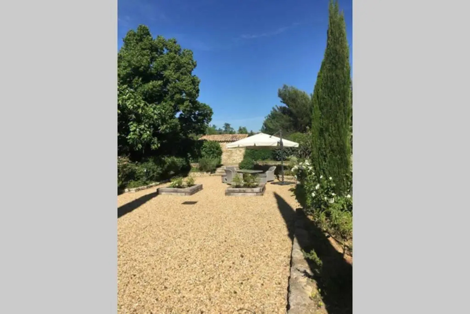 Charming vacation rental with a swimming pool in the heart of Luberon Natural Park,13 people LS2-306 ANDOURETO