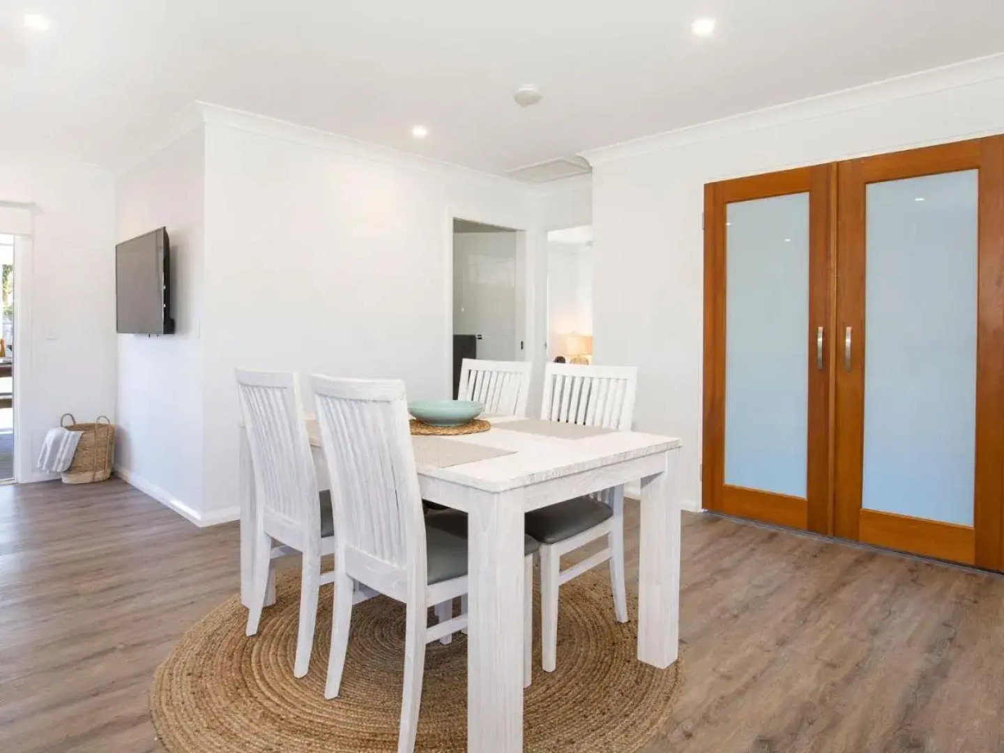 Periwinkle I Pet Friendly I 2 Mins Walk to Beach