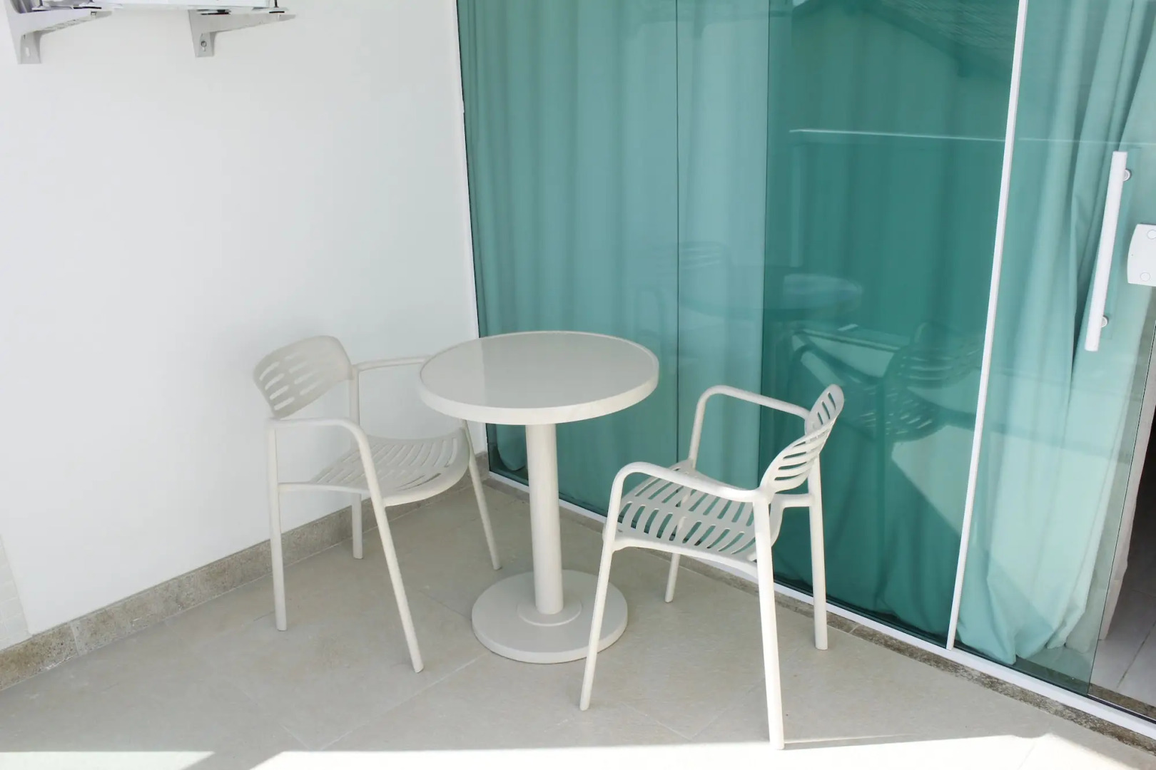 Paradiso Pero Praia Hotel