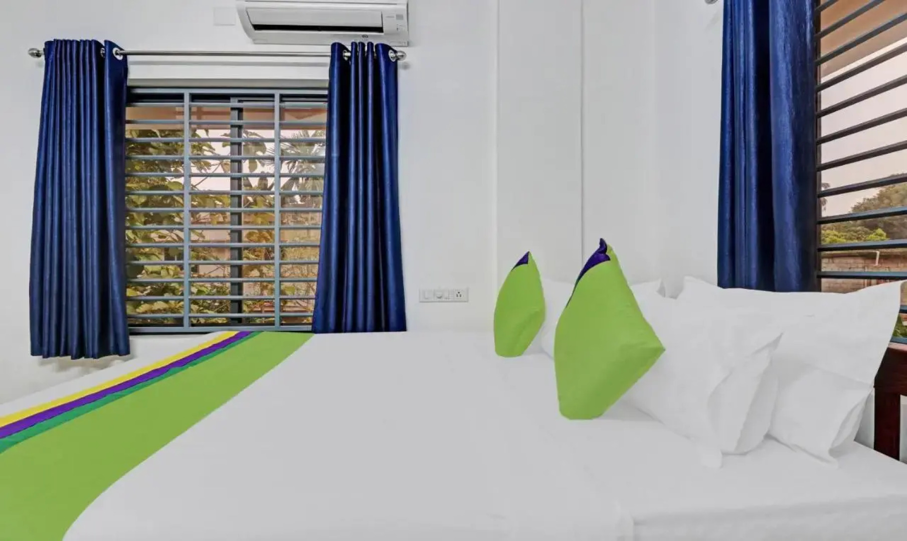 Treebo Nirupama, 750m from Aluva Railway station