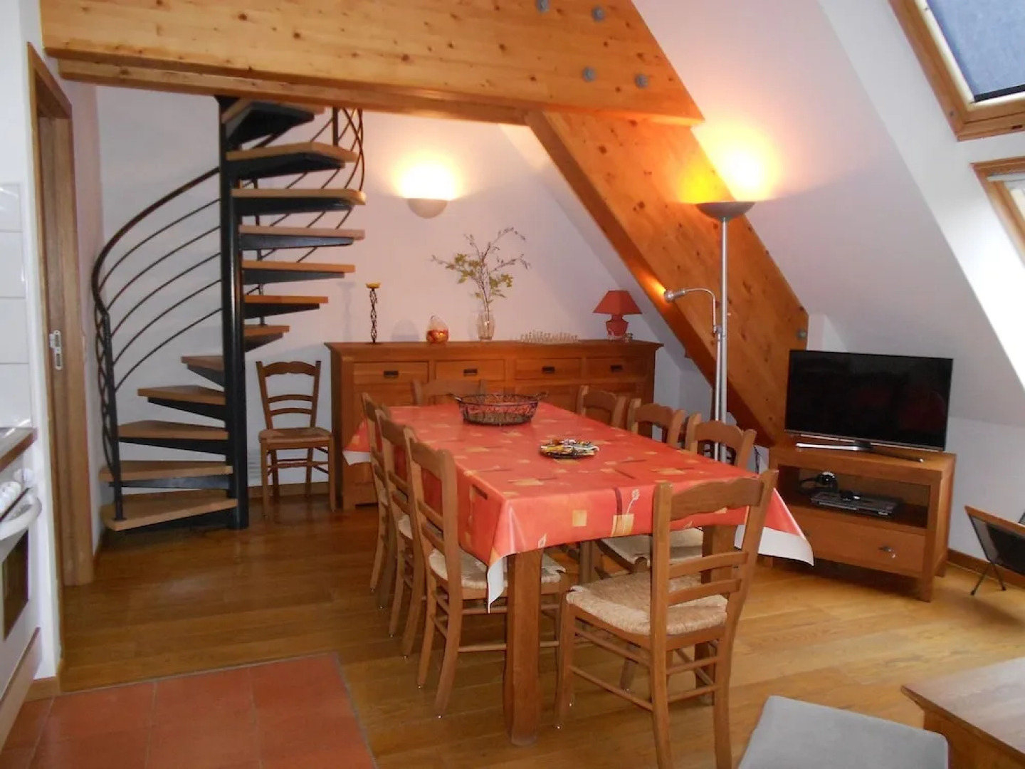 A Cottage Full of Charm and History in Macon