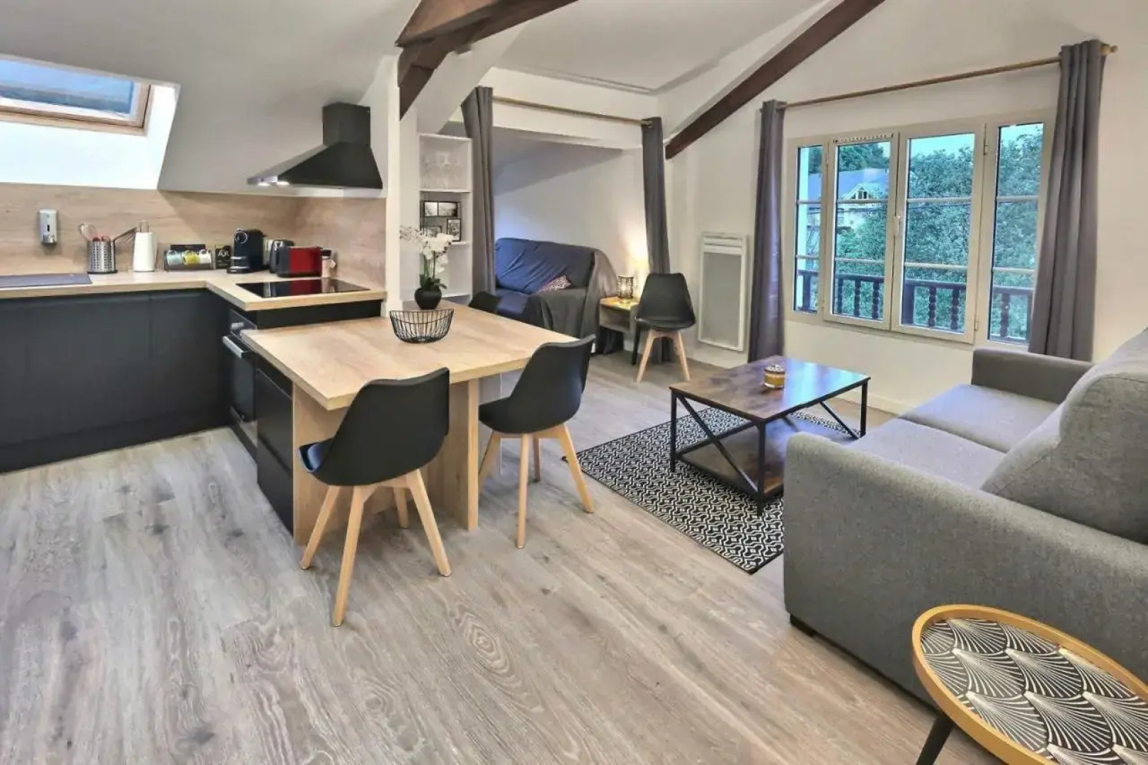 Superbe, T2 élégant, Neuf, Parking