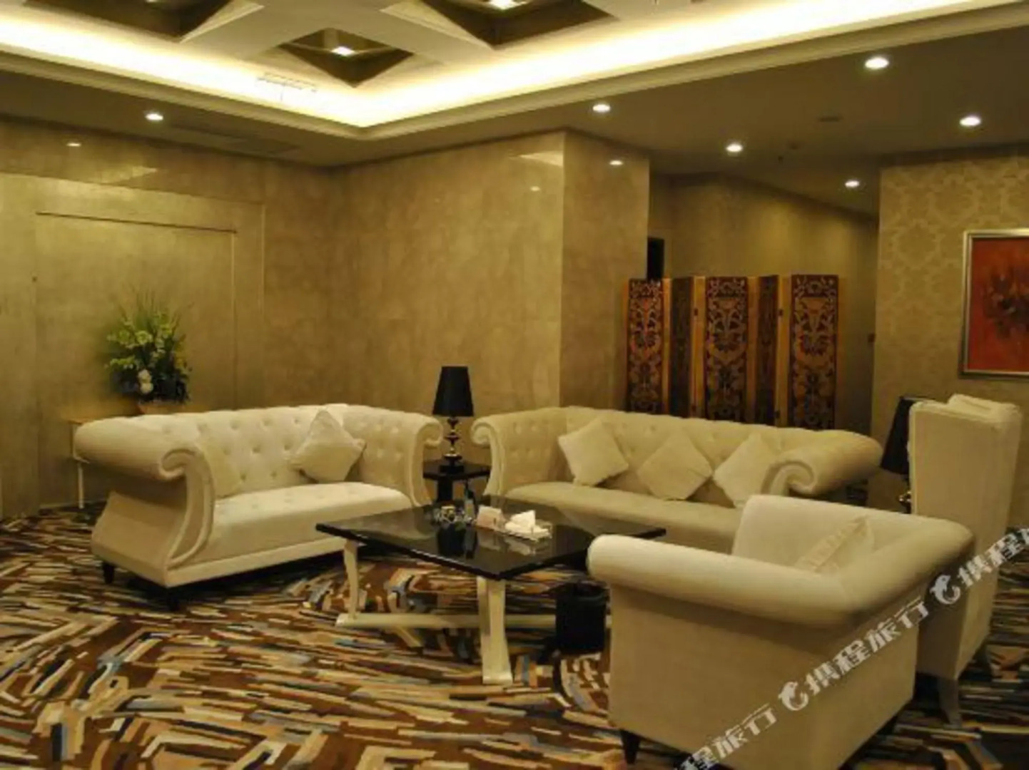 Yufeng International Hotel