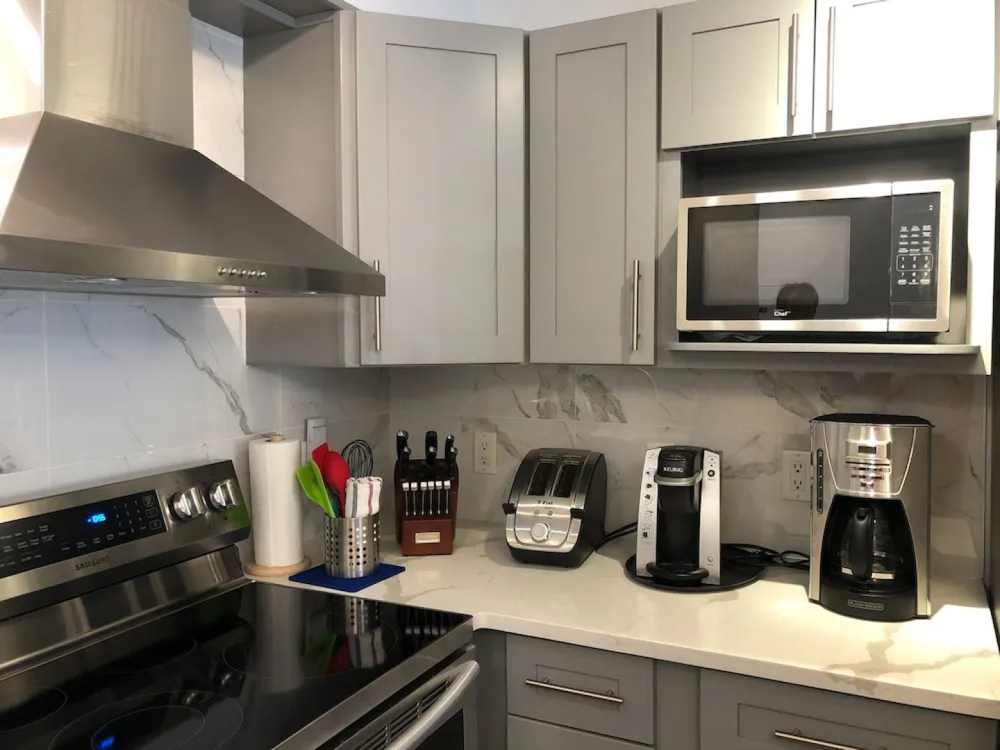 Luxurious Honeymoon & Anniversary Suite