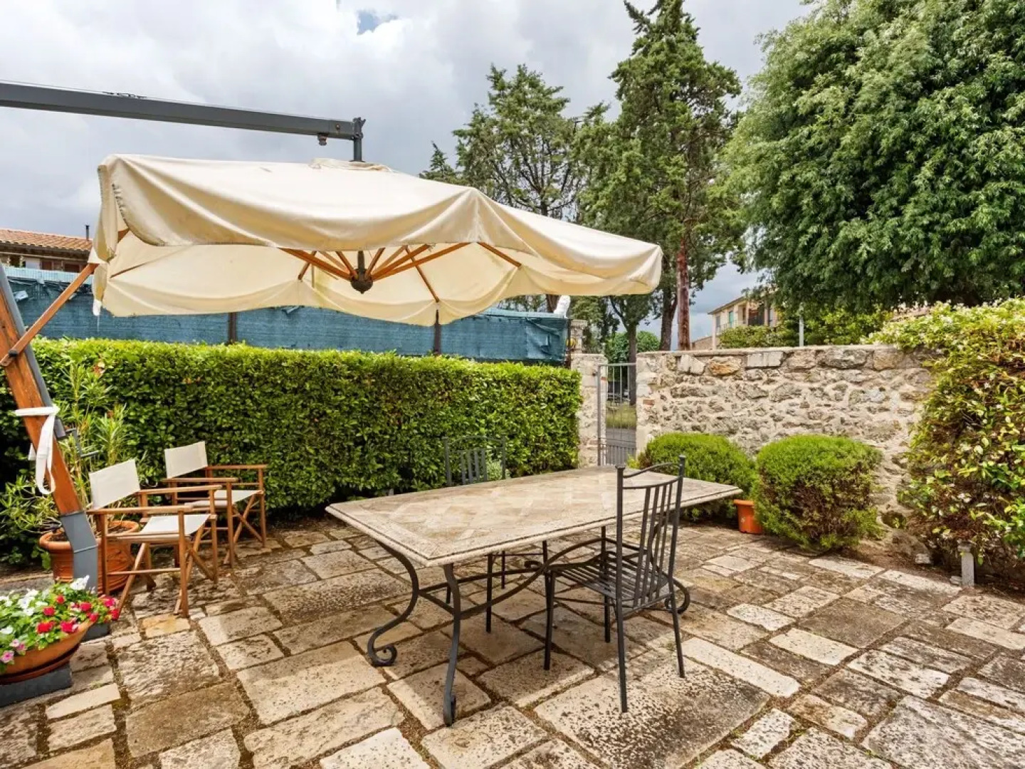 Appealing Holiday Home in Saturnia with Garden