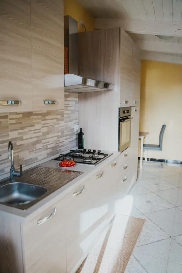 Remarkable 4-bed Apartment in Joppolo