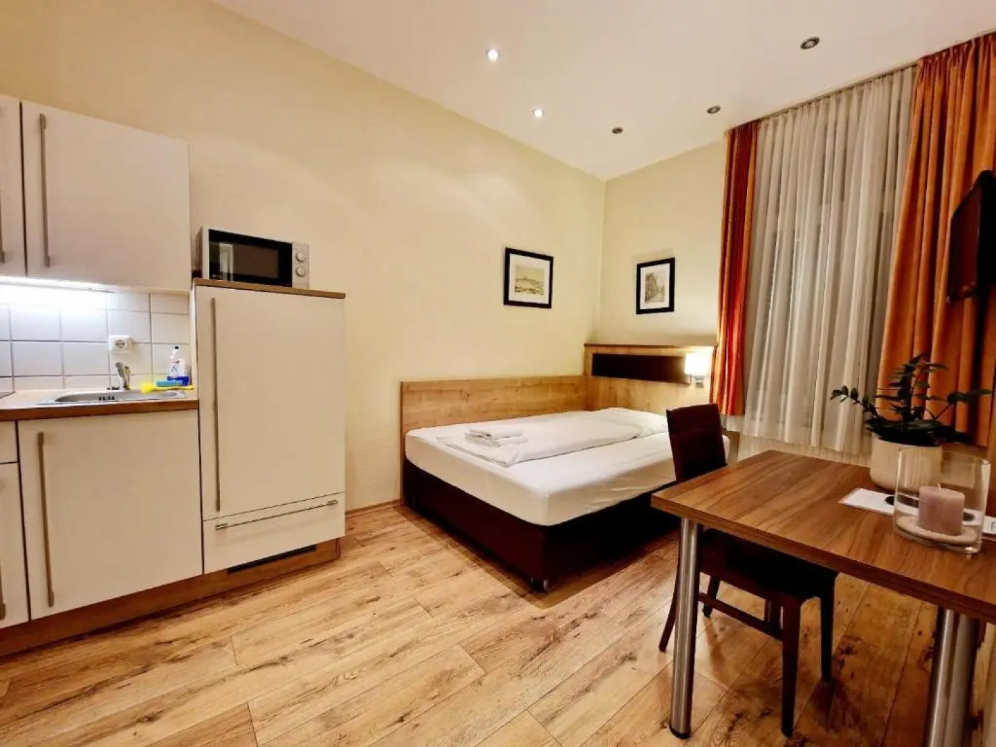 Hofgarten Apartments