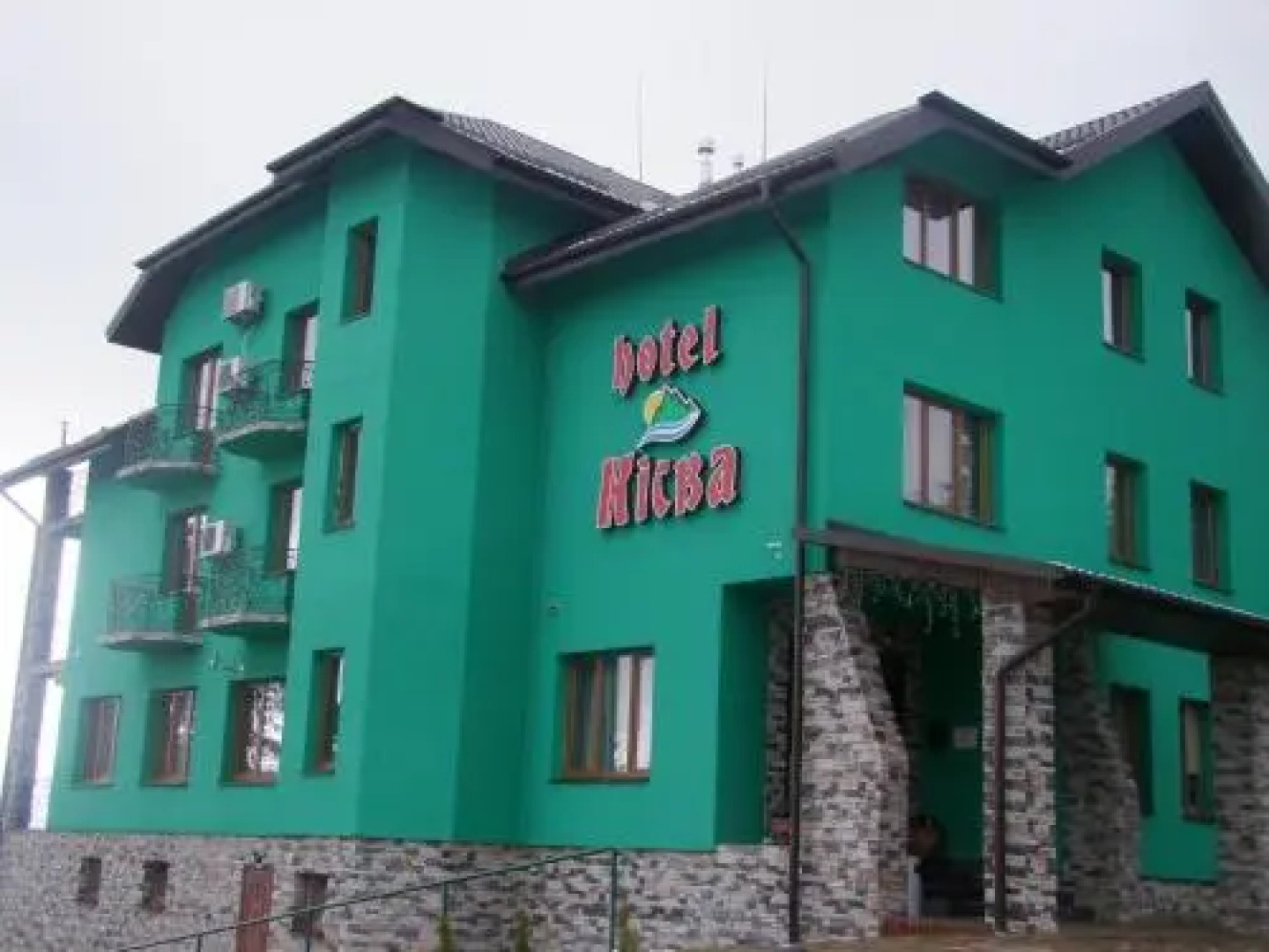Kisva Hotel