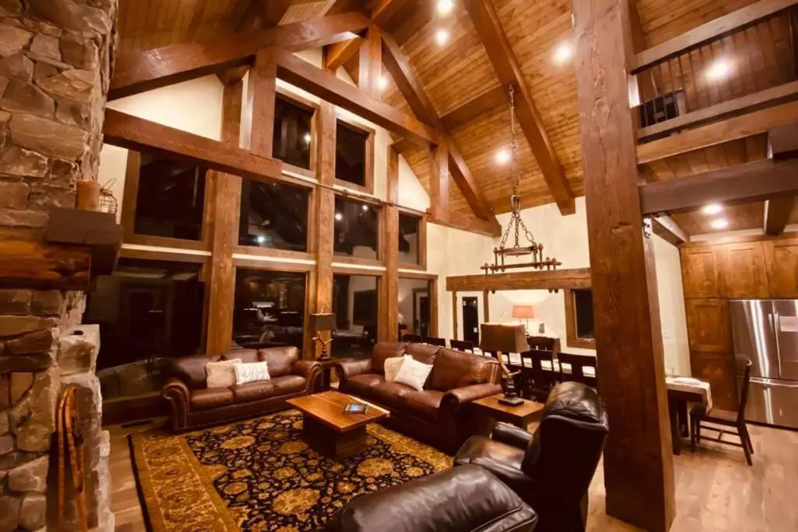Yellowstone Crossing Lodge
