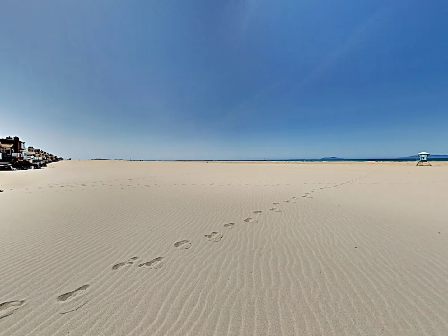 3625 Sunset Home 3 Bedrooms 2.5 Bathrooms Home