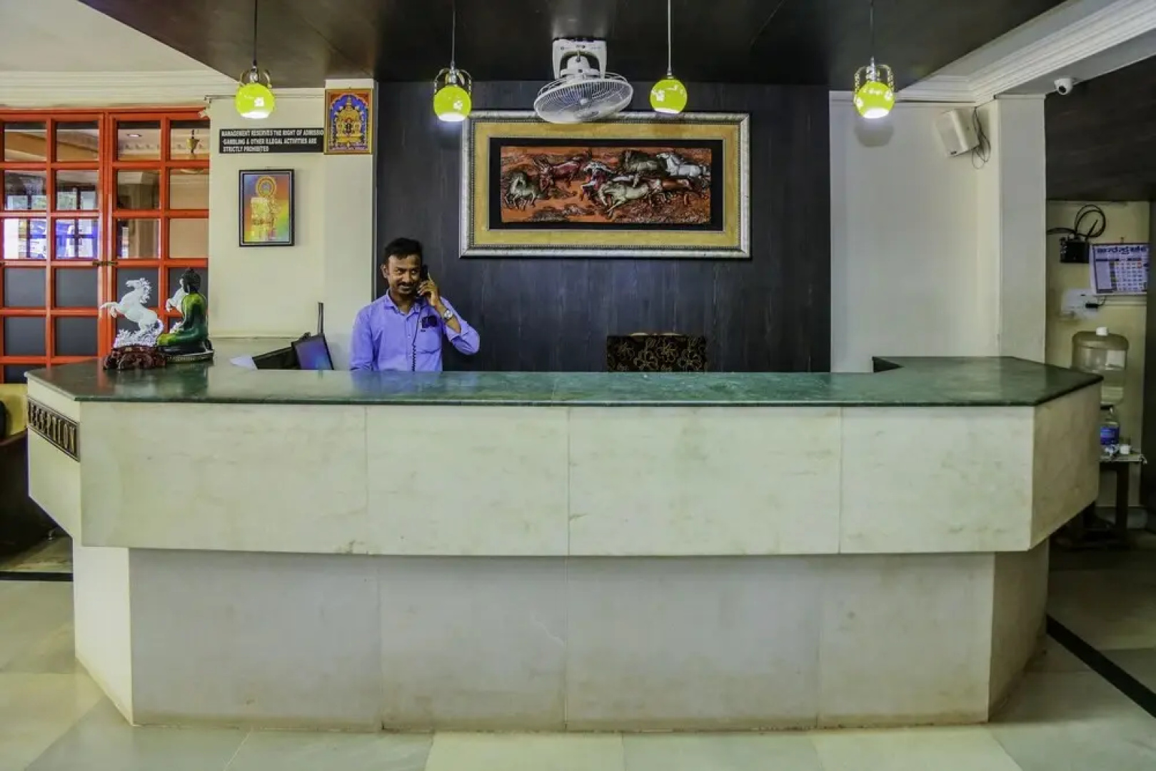 OYO 24519 Hotel Mother Palace