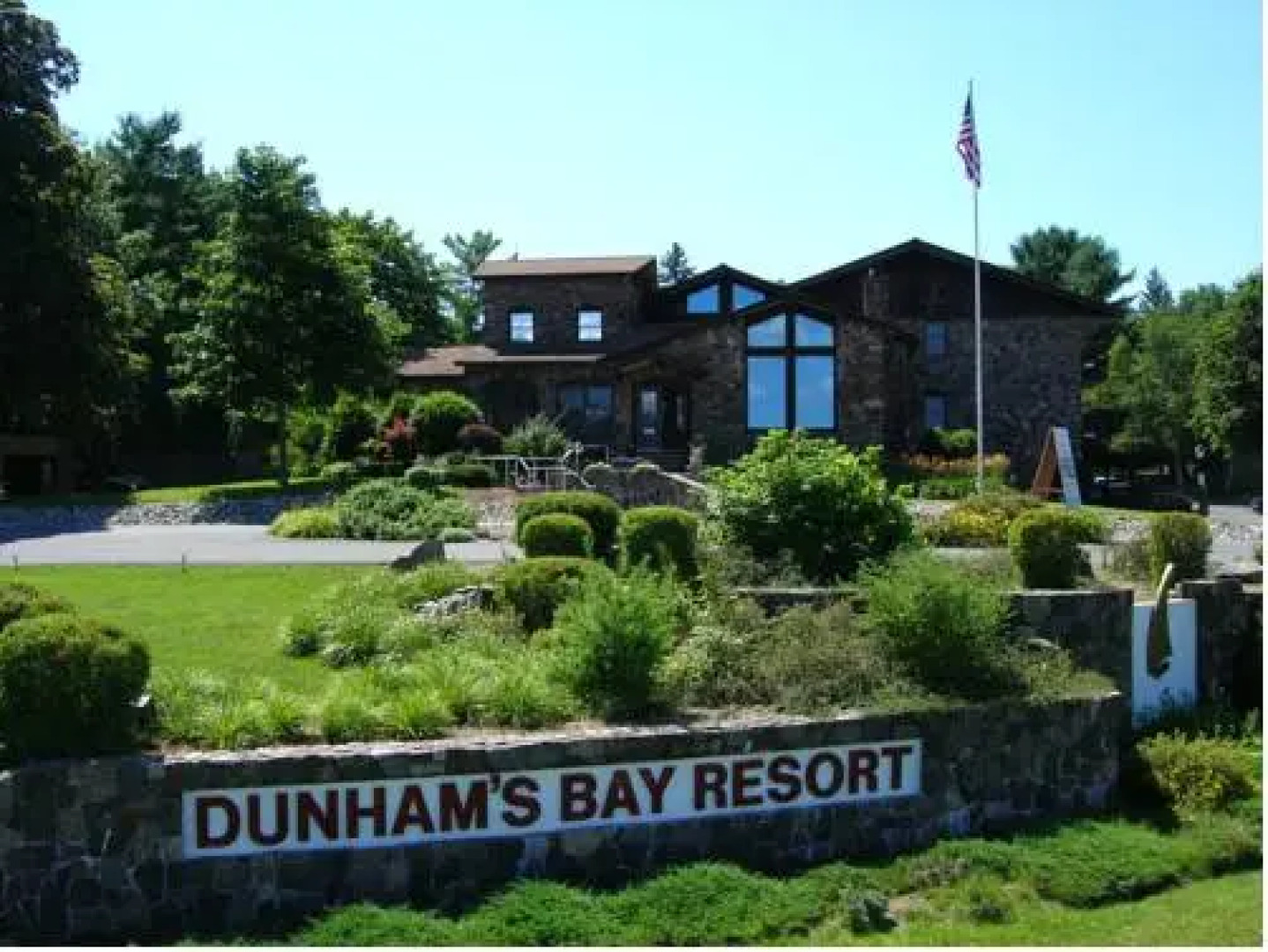 Dunhams Bay Resort