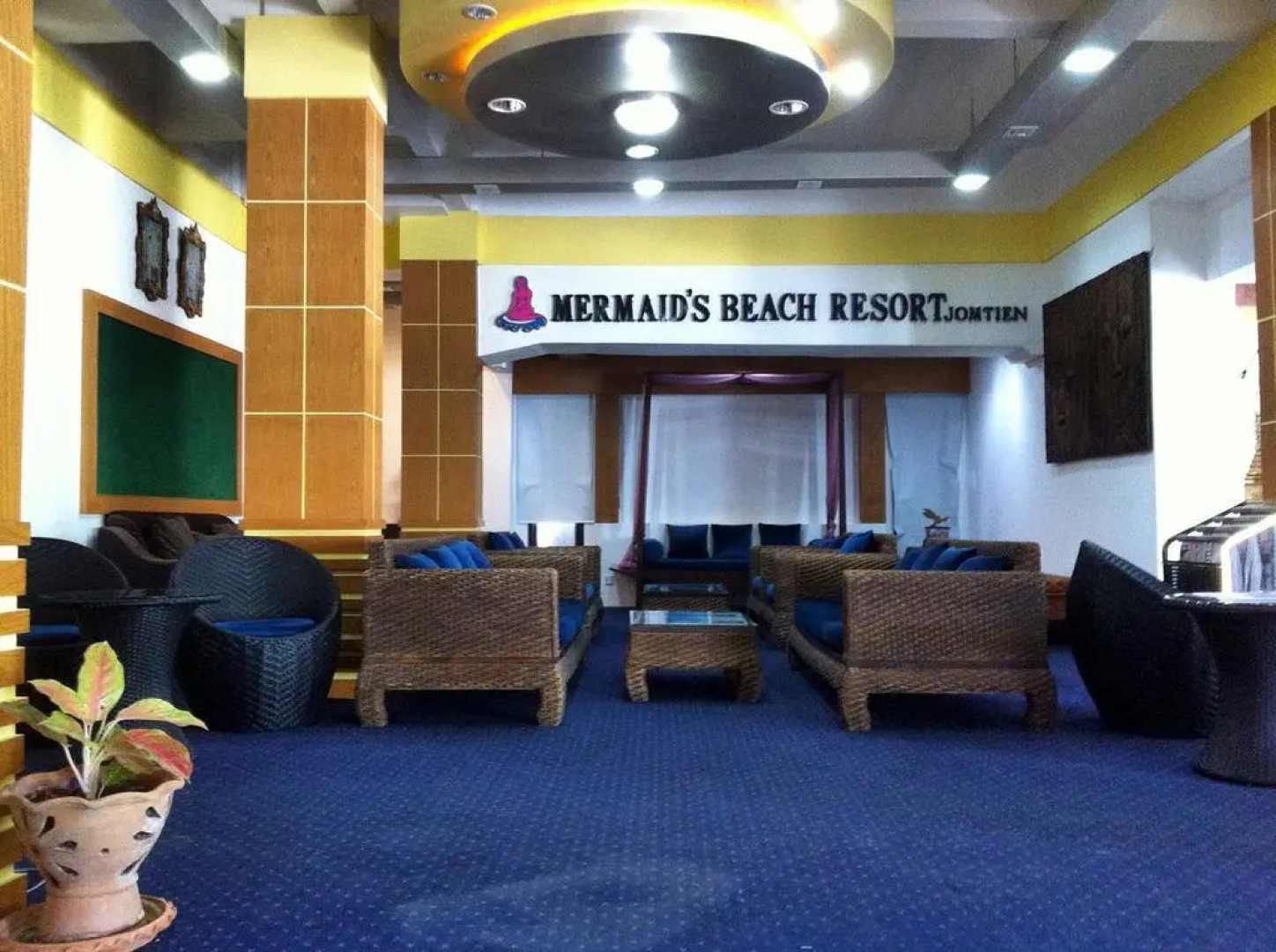 Mermaid's Beach Resort