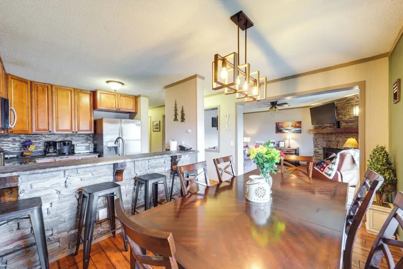 Furnished Deck + Resort Perks: Beech Mtn Retreat!