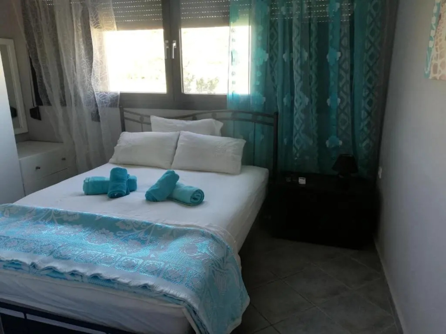 Leros Sunset Apartments