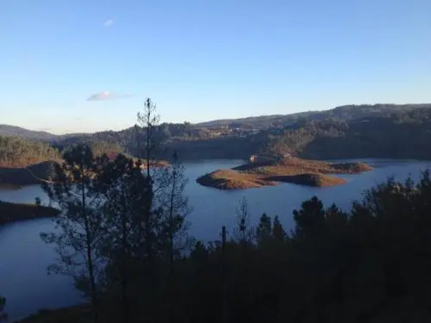 Vouga Hostel & Suites