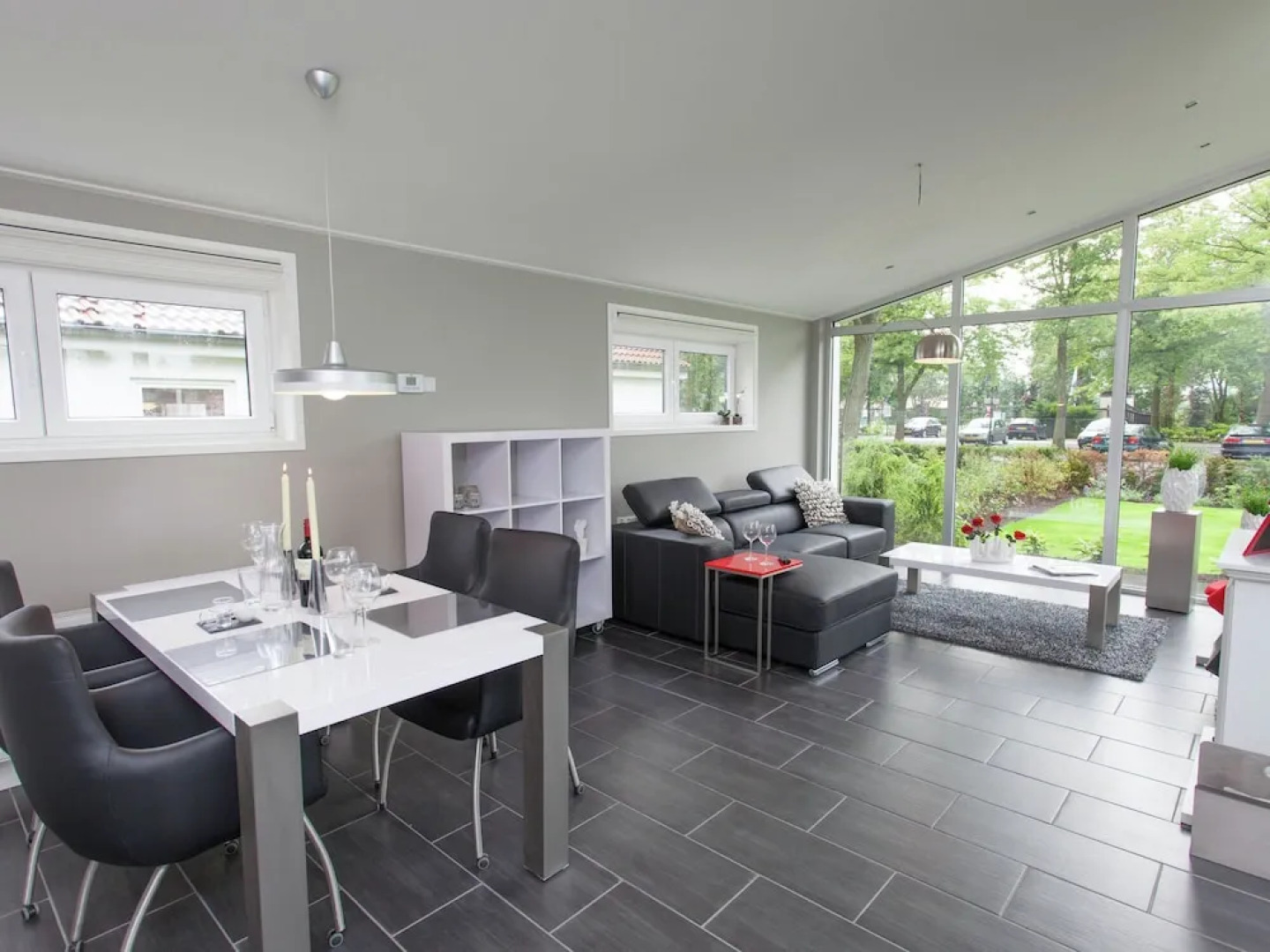 Family Getaway w/ Garden