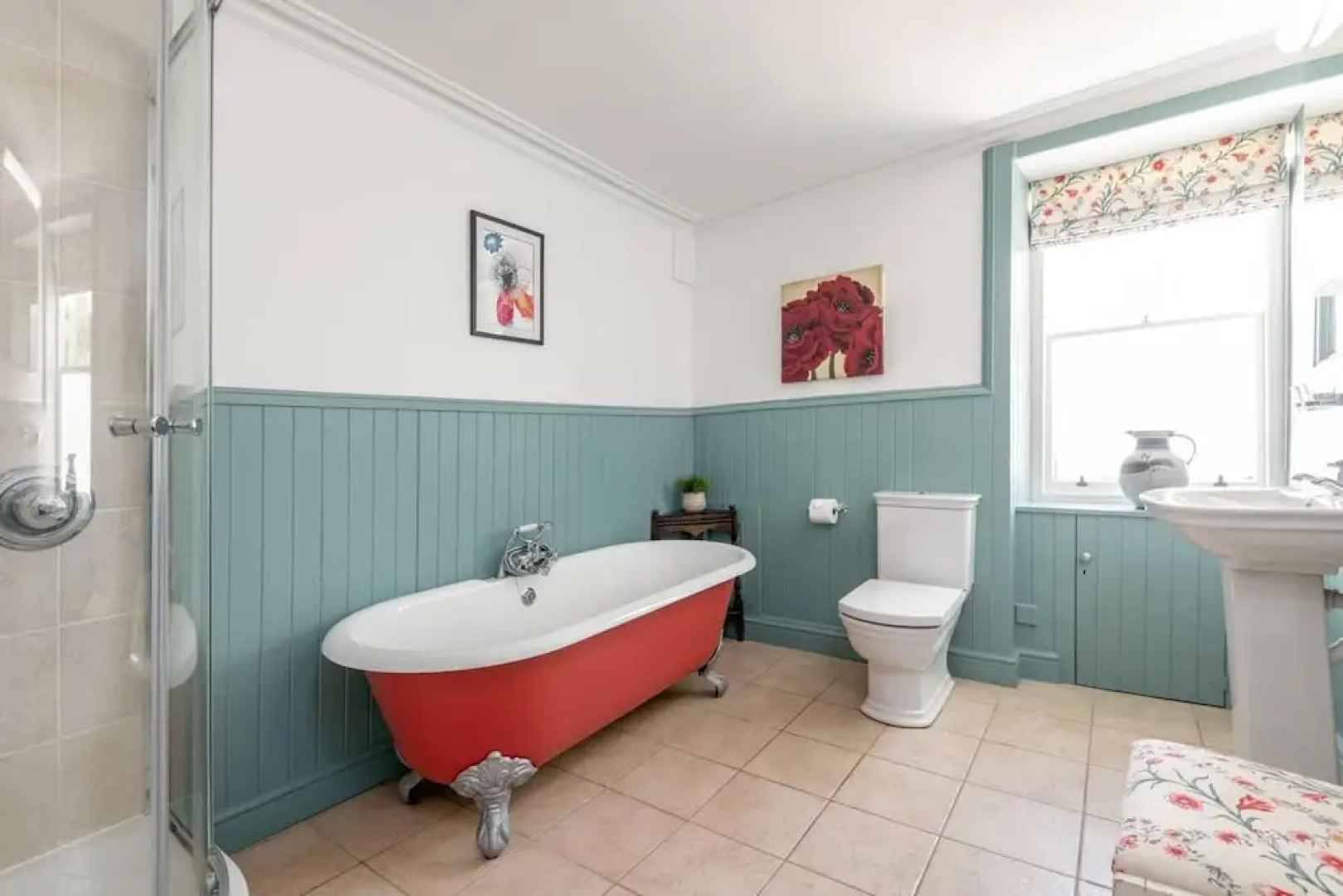 Charming 7-bed Estate House Near Gleneagles