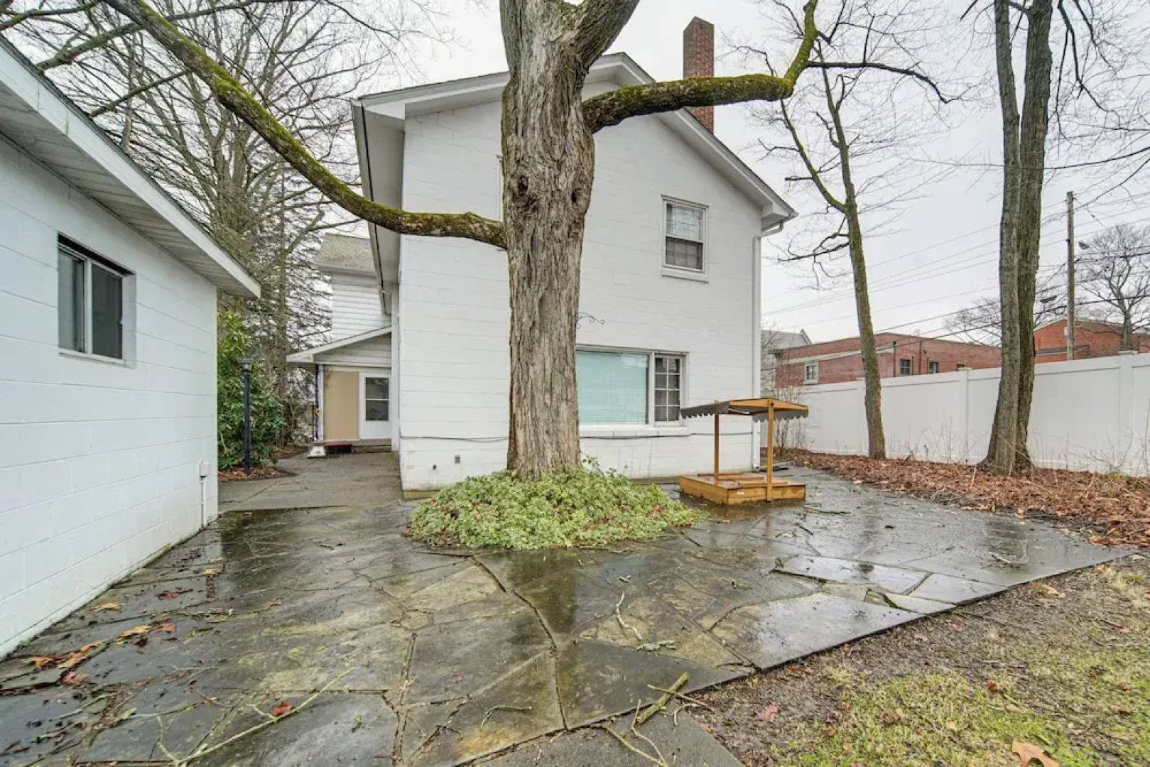 Central Meadville Apartment - Walk to Downtown!