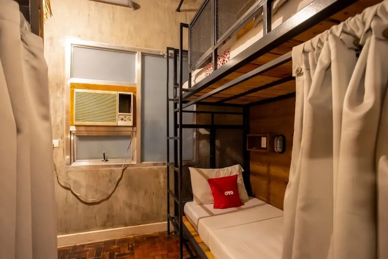 OYO 821 Connector Hostel