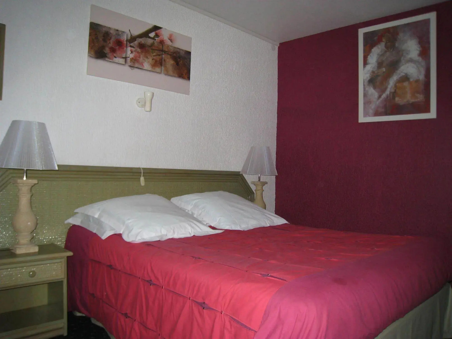 Logis Hôtel Les Tennis Men