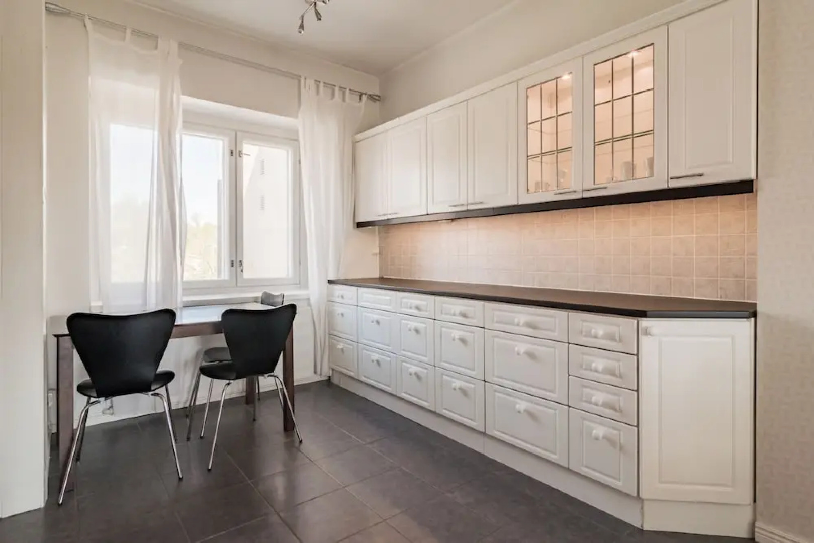 Local Nordic Apartments - Brown Bear