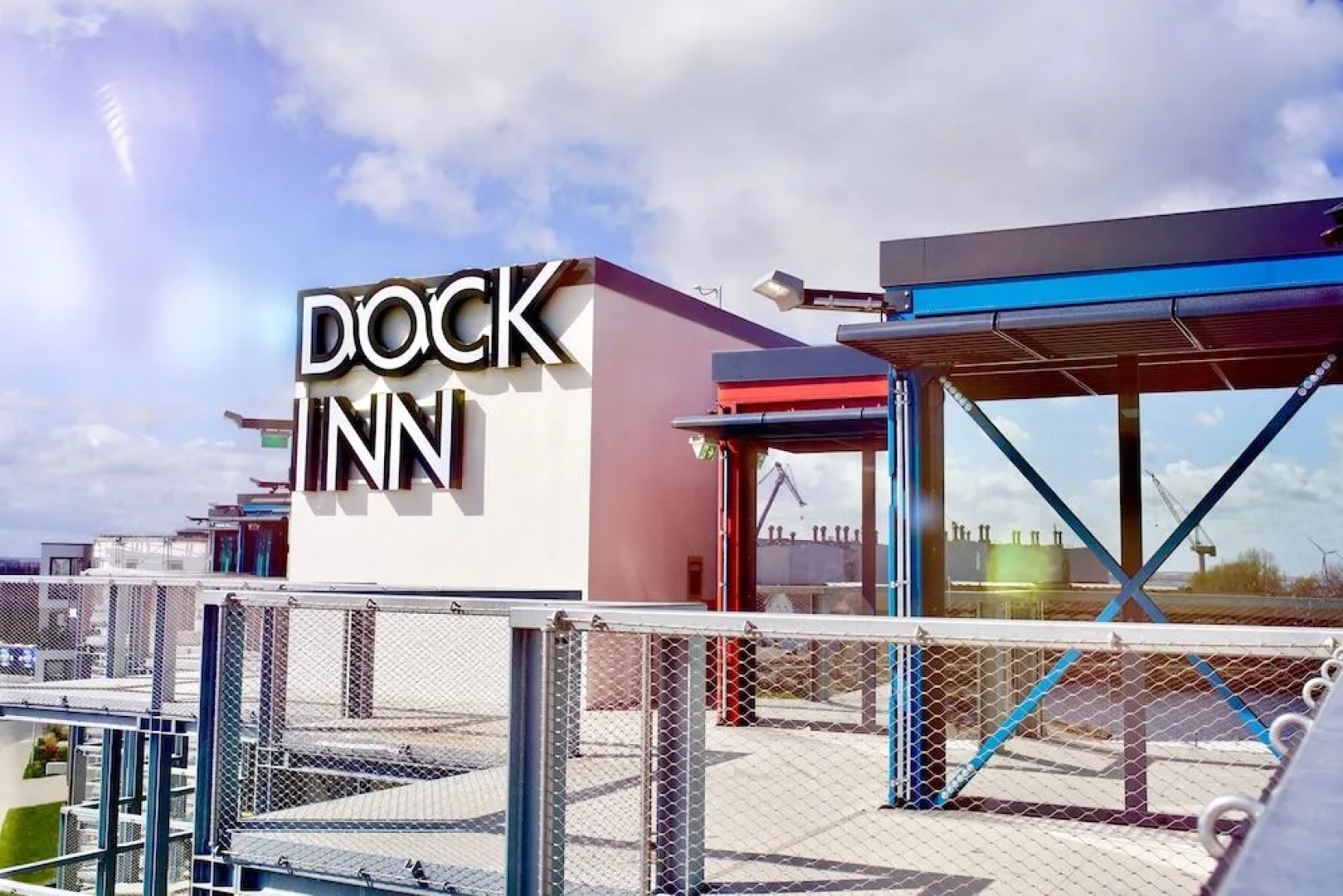 DOCK INN Hostel Warnemünde