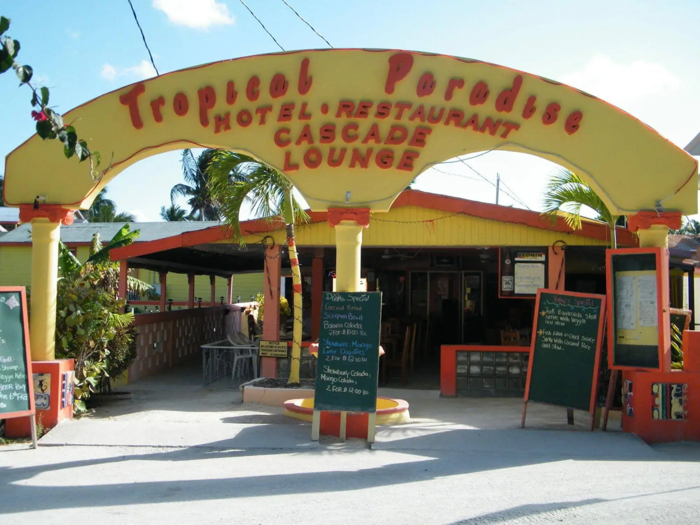 Tropical Paradise Hotel