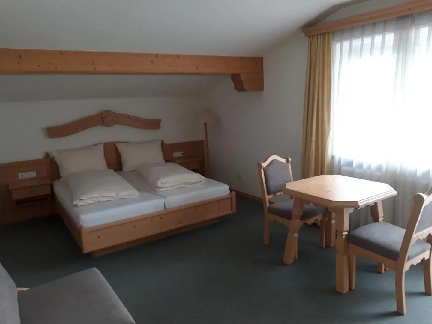 Heiterwanger Hof, Pizzeria La Dolce Vita