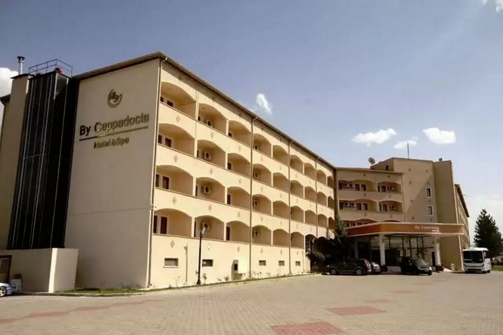 SIGNATURE GARDEN AVANOS Hotel & SPA