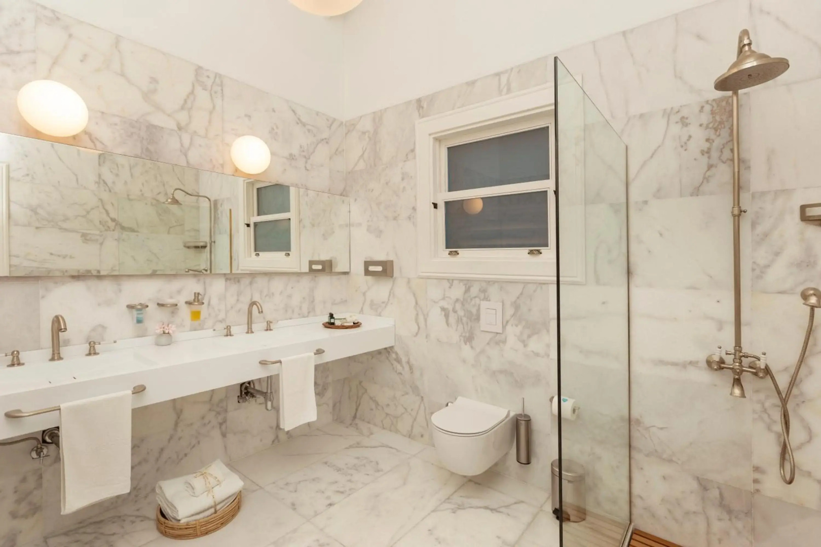 Sabrinas Haus - Adults Only